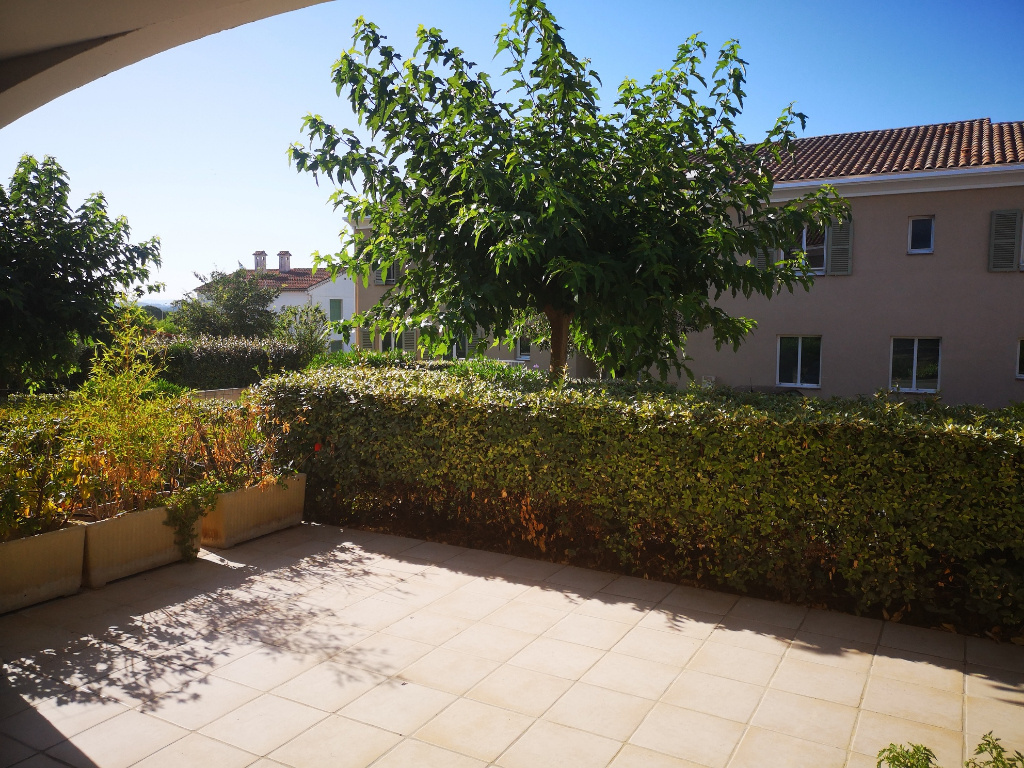 Location Appartement Lorgues